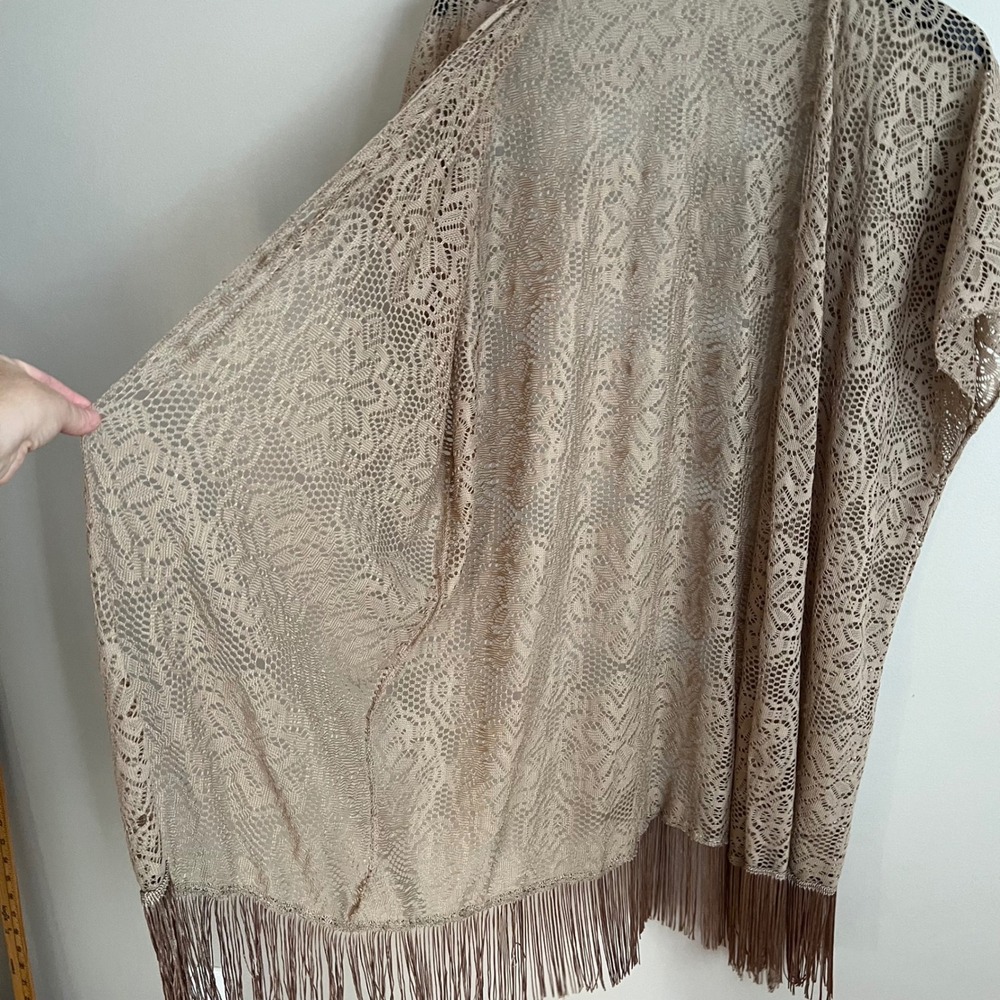 Womens Tan Lace Crochet Fringe Kimono Wrap Open Front Boho Cover Up OS - Picture 2 of 5